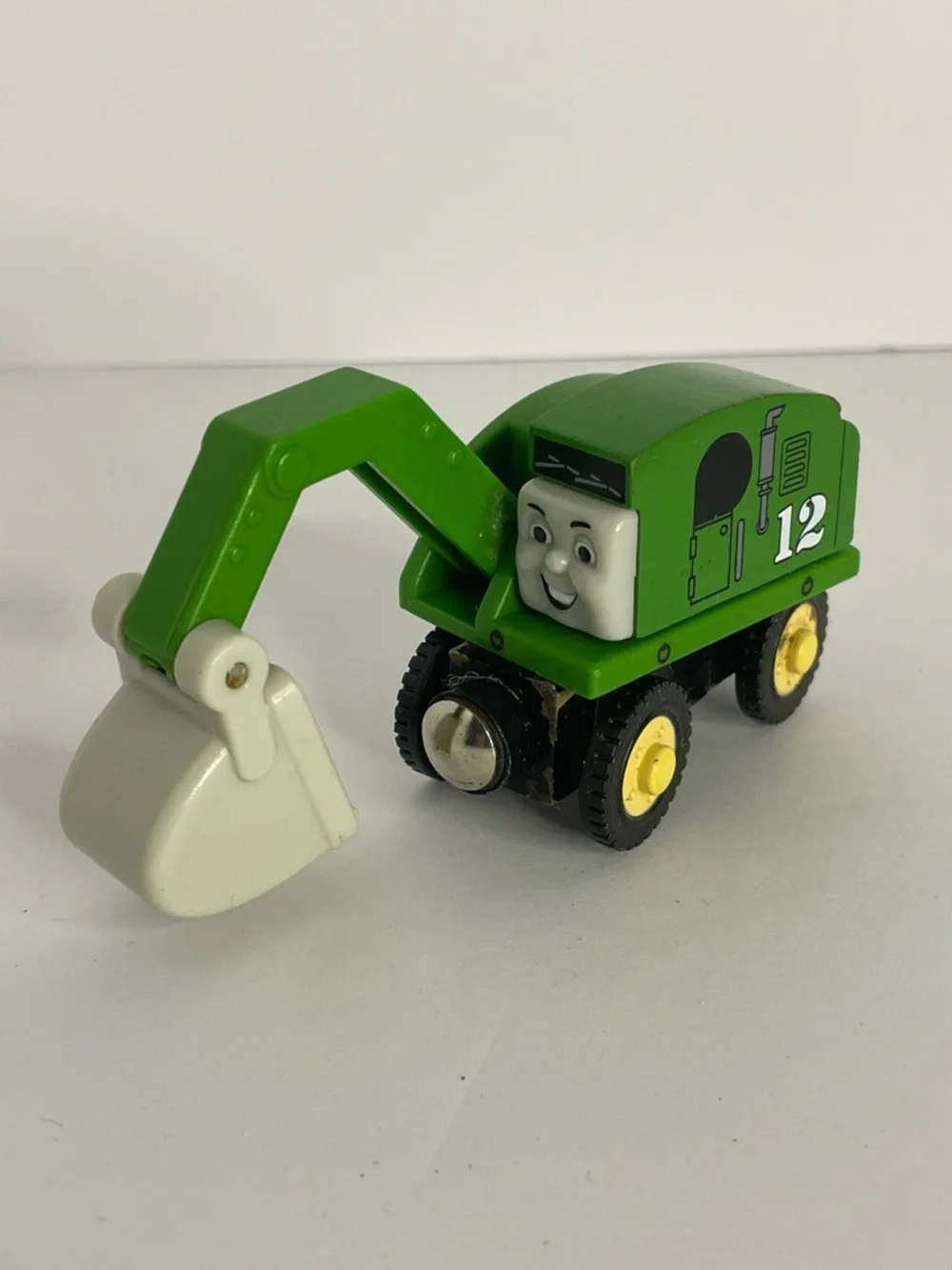 2003 Thomas And Friends Alfie Excavator and Trevor Traction Engine Wood Magnetic - Picture 5 of 13